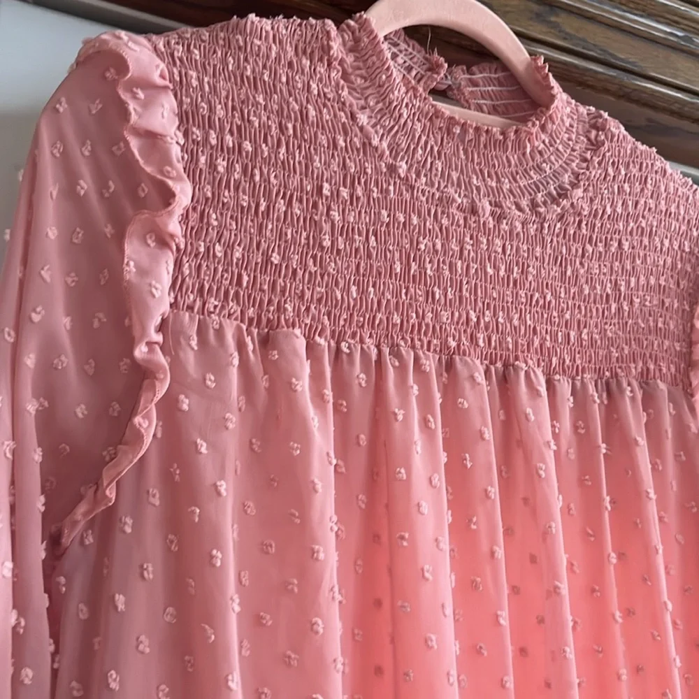 Pink Swiss dot dress - Picture 2 of 3